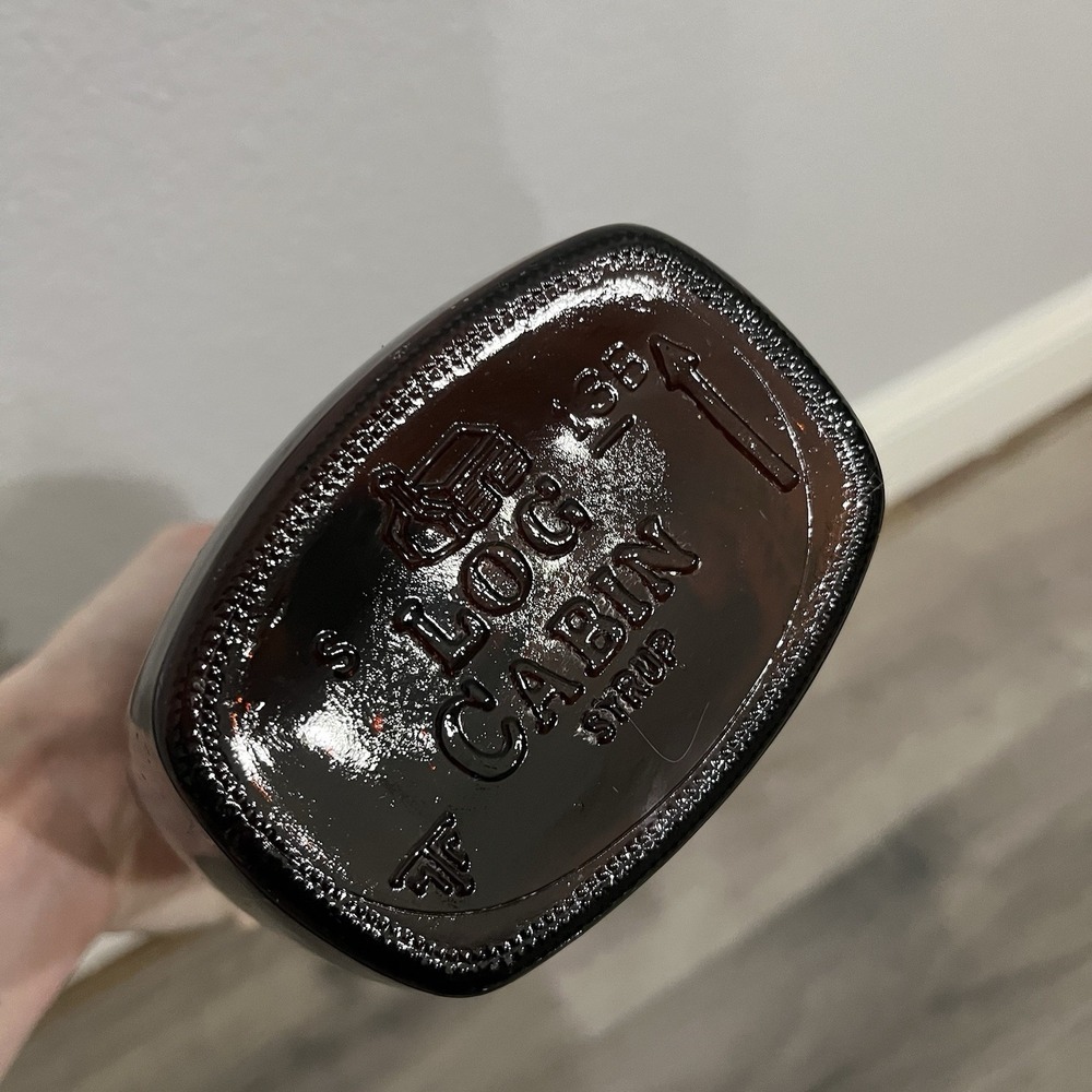 Vintage Log Cabin Syrup Glass Bottle with Cork Great Condition No Chips - Picture 5 of 5